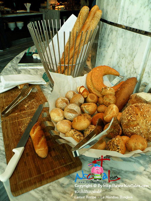 �������ѧ��Ѻ ������ء���ҧ��� (���������ٻ�Ҿ �ǹ仡Թ�ؿ����� Lastest Recipe - Le Meridian Bangkok - ˹ٵ��͹)