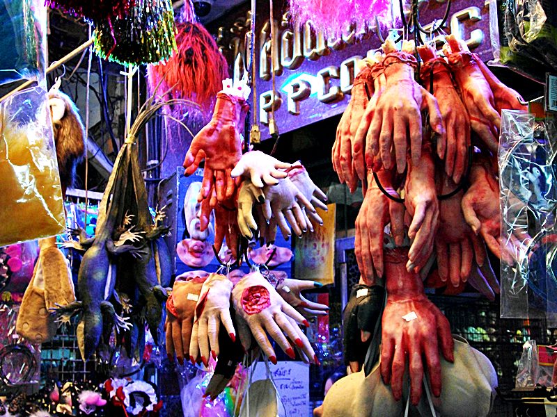 ��ҹ����¢ͧ����ǡѺ�ѹ Halloween.