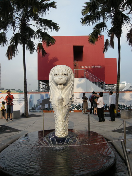 Merlion ����١��Ѻ &nbsp;��ǹ�ա��ǵ�Ǿ�������� Sentosa ��Ѻ �ʹշ�Ի���������令�Ѻ